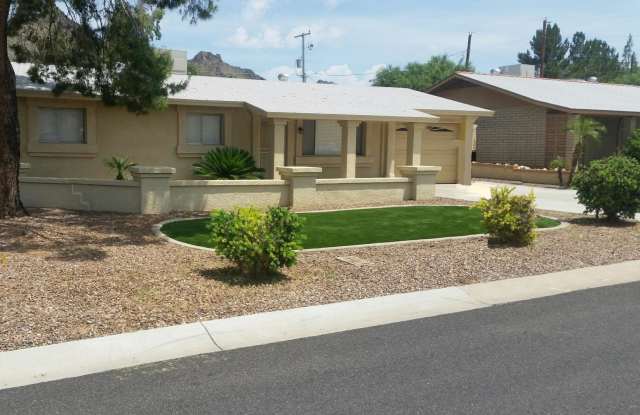1444 E GRISWOLD Road Gallery 2