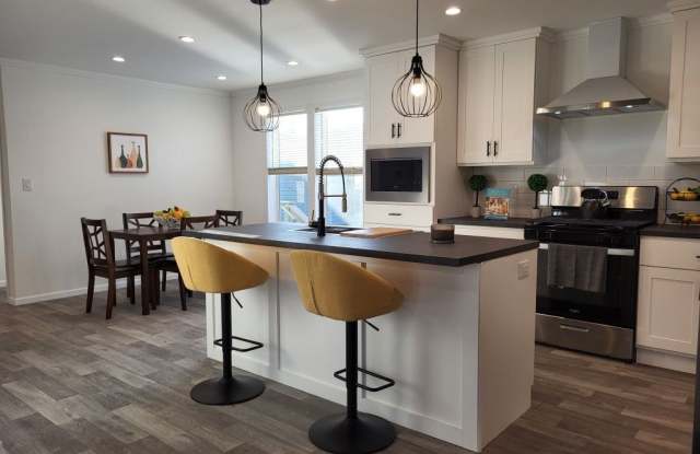 1167 Candida Road Gallery 3