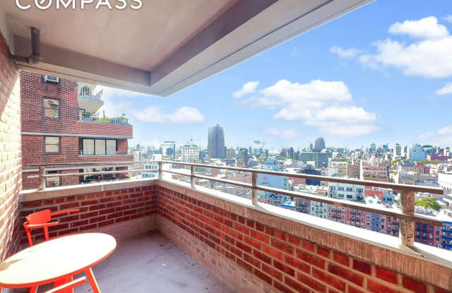 385 Grand Street - 385 Grand Street, New York City, NY 10002