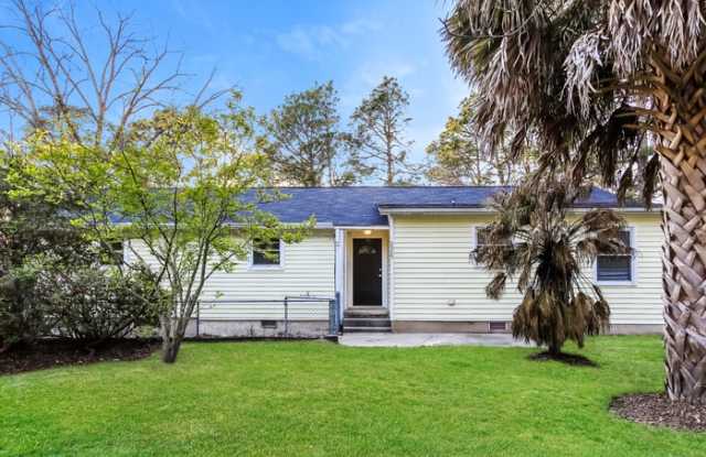 2425 Sparks Road photos photos