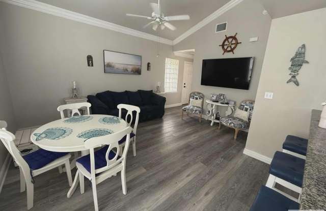 114 E ATOL ST. - 114 East Atol Street, South Padre Island, TX 78597