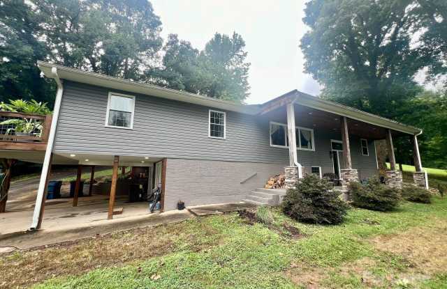 53 Forest Avenue - 53 Forest Avenue, Granite Falls, NC 28630