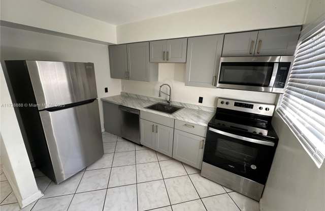 9033 Harding Ave - 9033 Harding Avenue, Surfside, FL 33154