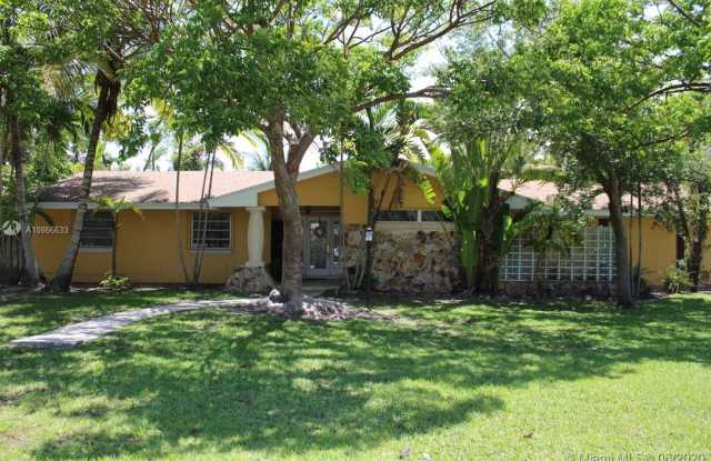15200 SW 72nd Ct Gallery 2