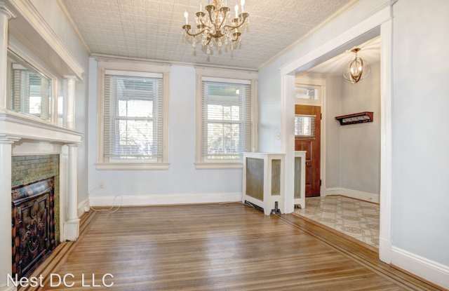 1212 Shepherd Street NW Gallery 4