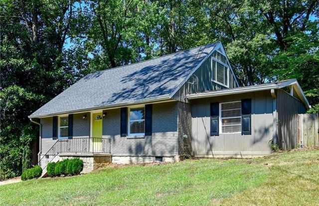 2915 Ridgemore Road NW Gallery 2