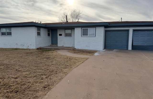 2501 Redbud Ave photos photos