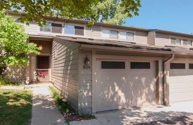 609 watersedge Drive photos photos
