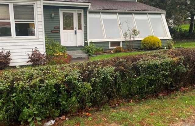 222 Chipman Street Extension - 222 Chipman Street Ext, Waterbury, CT 06708