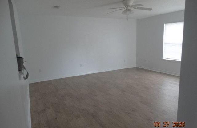 552 Brock Ave Gallery 2