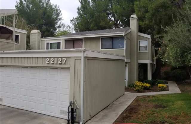 22127 Burbank Boulevard - 22127 Burbank Blvd, Los Angeles, CA 91367