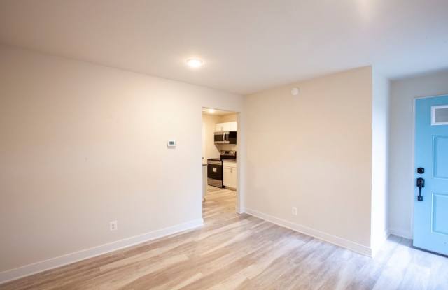 Brand New Luxury Living in the Heart of Belmont Gallery 4