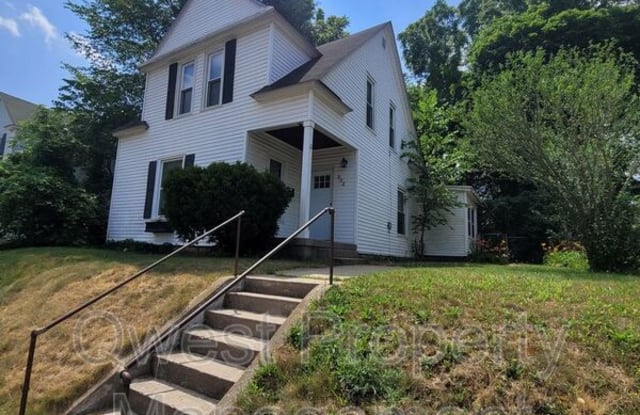 932 Crescent NE photos photos
