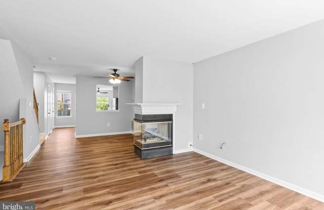 13126 PLOTNER FARM Road Gallery 3