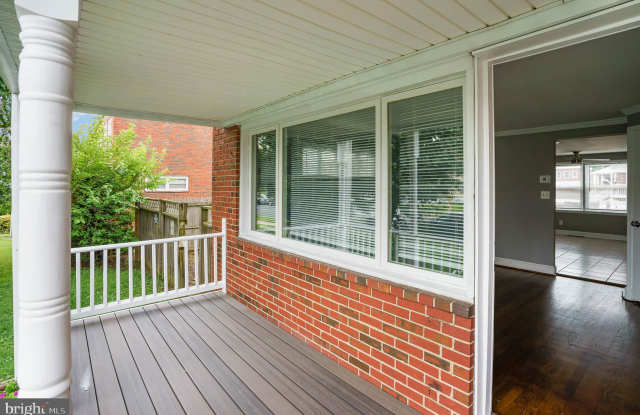8114 MID HAVEN ROAD Gallery 2