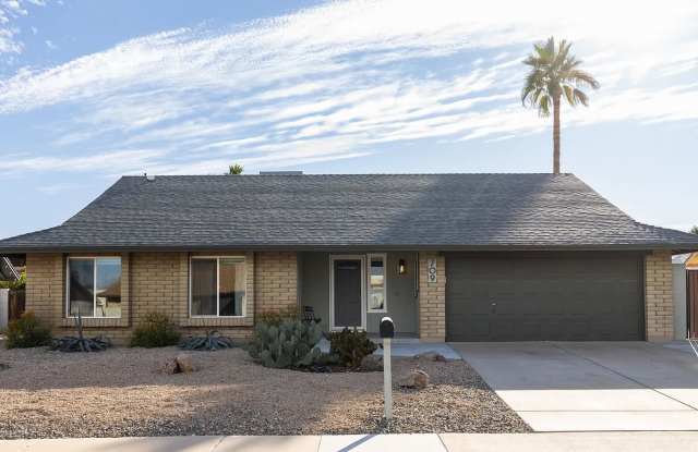 709 West Vaughn Street photos photos