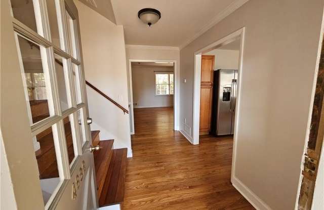 4882 Happy Hollow Road Gallery 2
