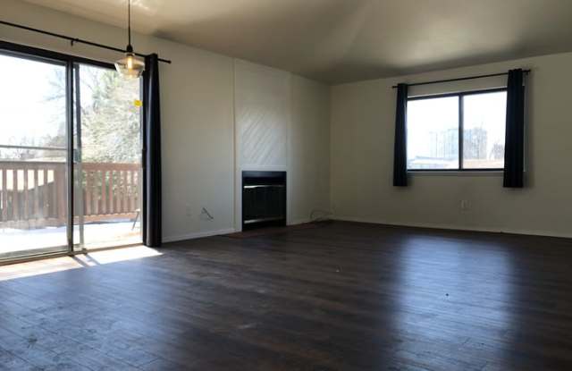 540 South Forest Street Gallery 4