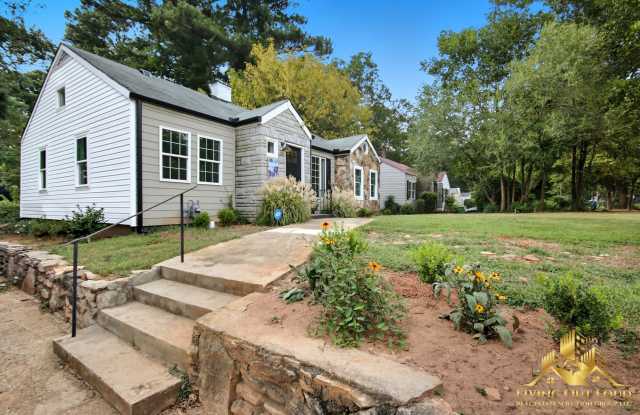 1439 Westridge Road Southwest photos photos