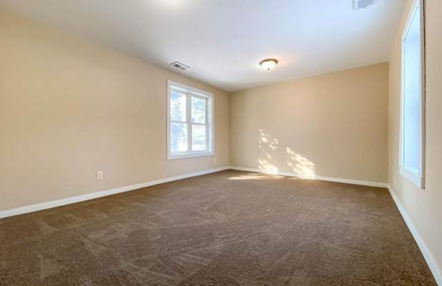626 23rd Avenue N Gallery 4