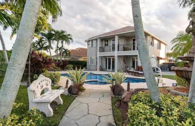 7831 SW 164th Ave photos photos