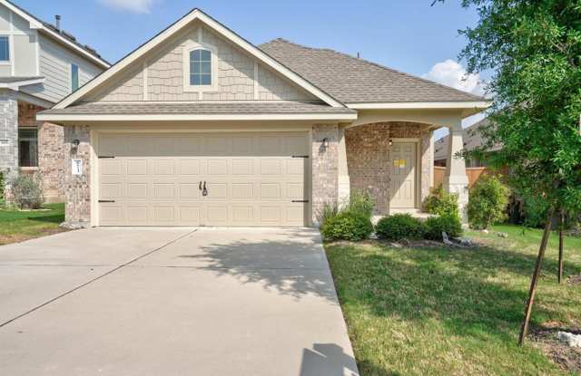 Beautiful 3BR/2BA Home with Island Kitchen  Private Backyard! photos photos