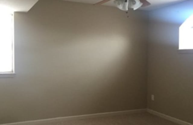 4056 Warwick Blvd Apt 8 Gallery 4