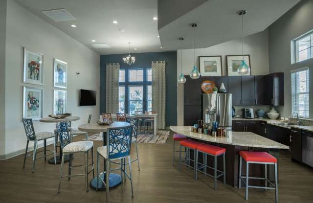 Waterline Estero photos photos