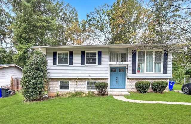 13816 ARCTIC AVENUE photos photos