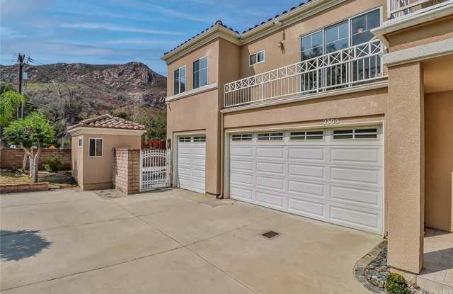 2305 Waring Drive Gallery 2
