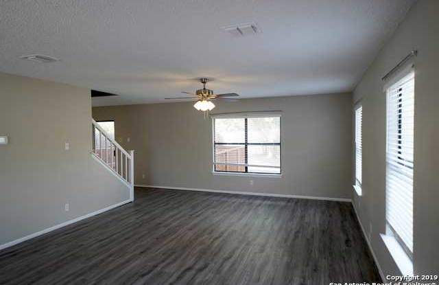 8211 MISTY CEDAR DR Gallery 4