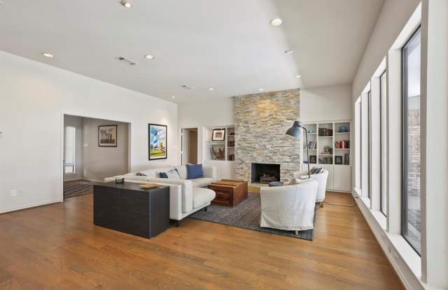 3616 Lands End Street Gallery 4
