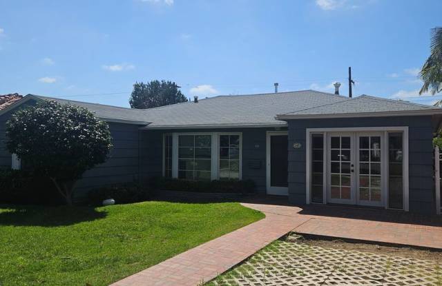 Lovely 3/2 Home with separate 1/1 studio space in Coronado Village photos photos