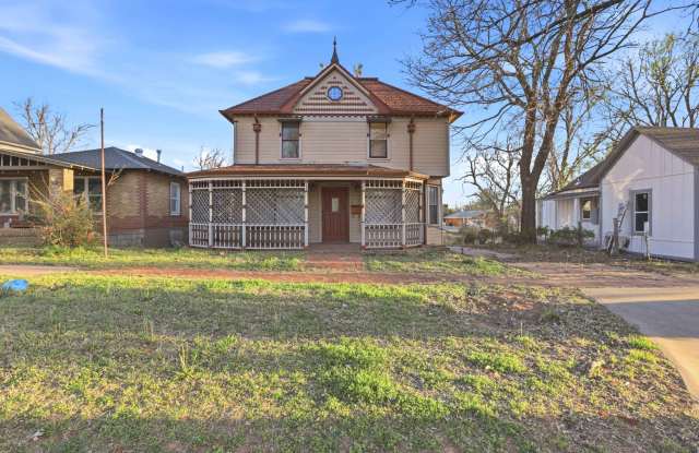 609 East Harrison Avenue photos photos