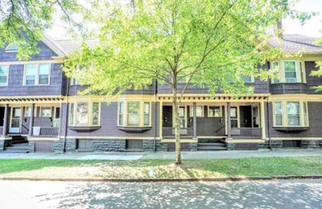 289 Pearl St | Apt B | 2 BD/1 BA | Great Location photos photos