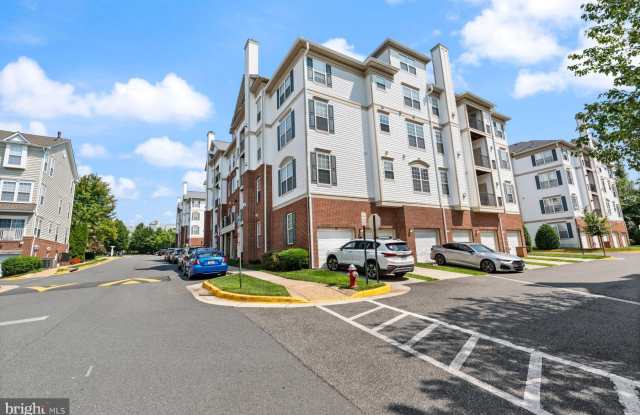 11575 CAVALIER LANDING COURT Gallery 3