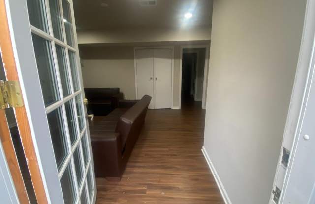 7307 BROOKLYN BRIDGE Road Gallery 3