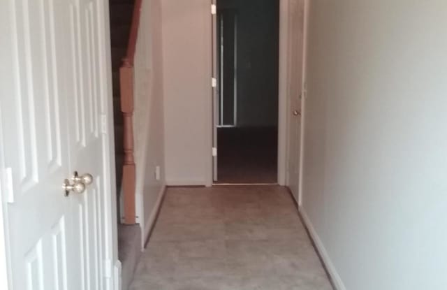 5 BRAMPTON COURT Gallery 2