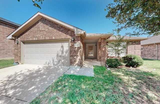 3957 Polar Brook Drive - 3957 Polar Brook Drive, Fort Worth, TX 76244