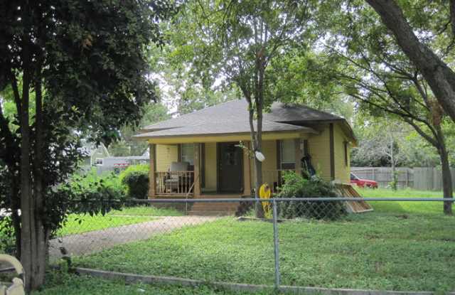 504 East 6th Street - 504 East 6th Street, Georgetown, TX 78626