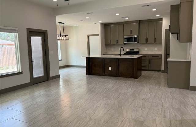 3805 Willow Weep Drive Gallery 2