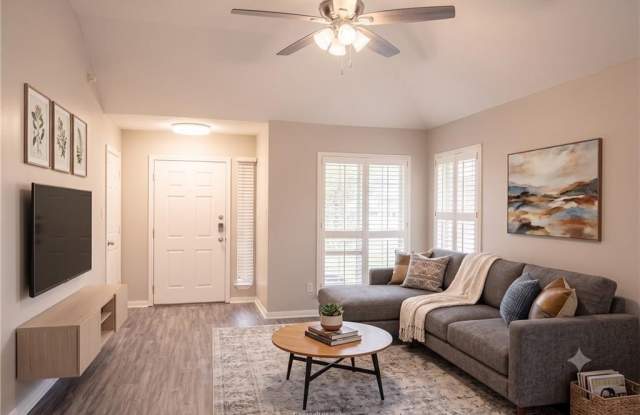 3739 Marielene Circle Gallery 2