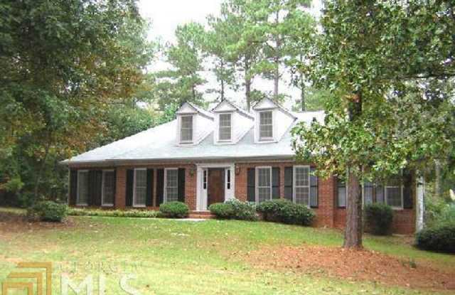 330 Walnut Grv - 330 Walnut Grove Road, Peachtree City, GA 30269