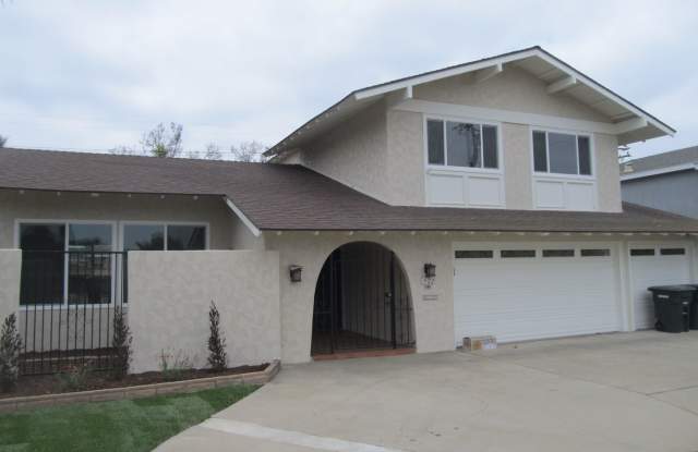 522 East Collins photos photos