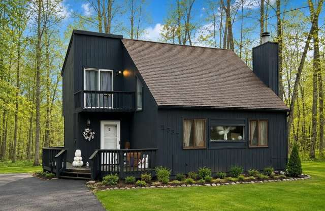 994 Country Place Drive Gallery 1