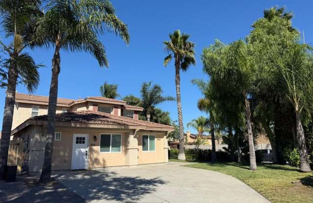 Spacious Beautiful Home with Private Patio - 3794 Coral Shores Court, San Diego, CA 92173