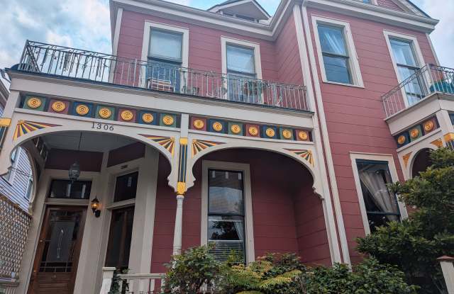 1310 Felicity St photos photos