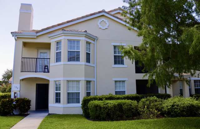 136 SW Peacock Boulevard photos photos