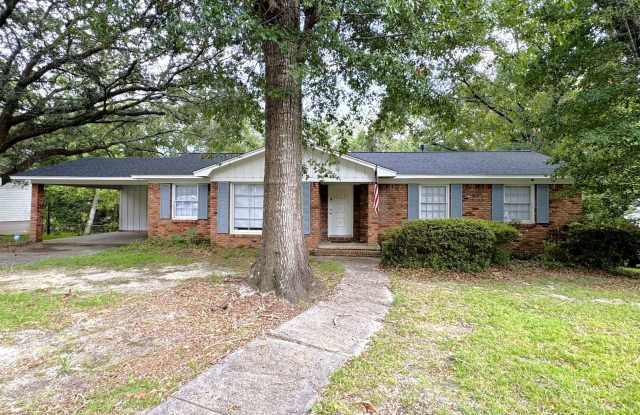 3/2 near Mims Park Gallery 1