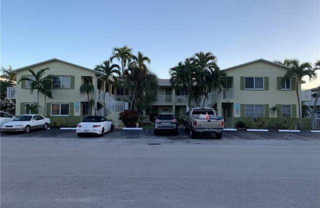 2150 NE 42nd Ct - 2150 Northeast 42nd Court, Lighthouse Point, FL 33064
